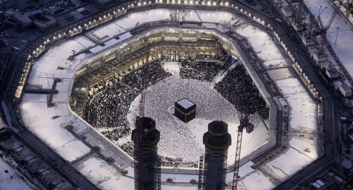 Dozens of Indian pilgrims killed in bus accident in Saudi Arabia