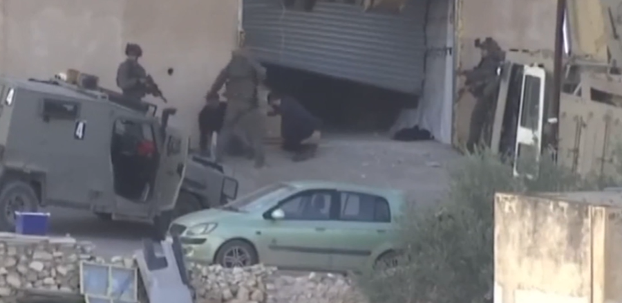 Israeli troops kill two Palestinians after they appear to surrender