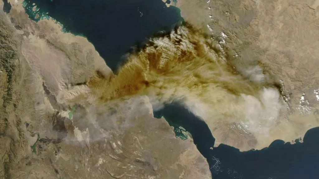 Ethiopian volcano eruption sends ash to Delhi, hitting flight operations