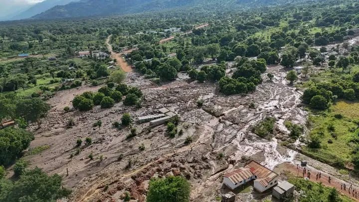 Families bury 25 loved ones lost in Kerio Valley mudslides