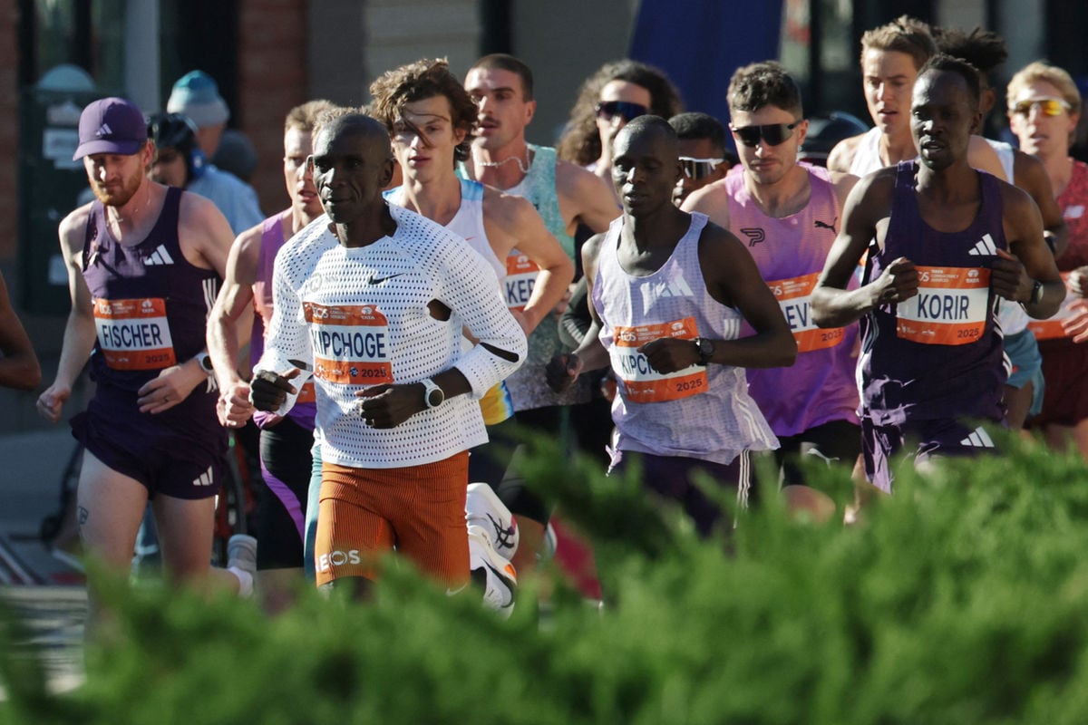Kipchoge set to run across seven continents for charity
