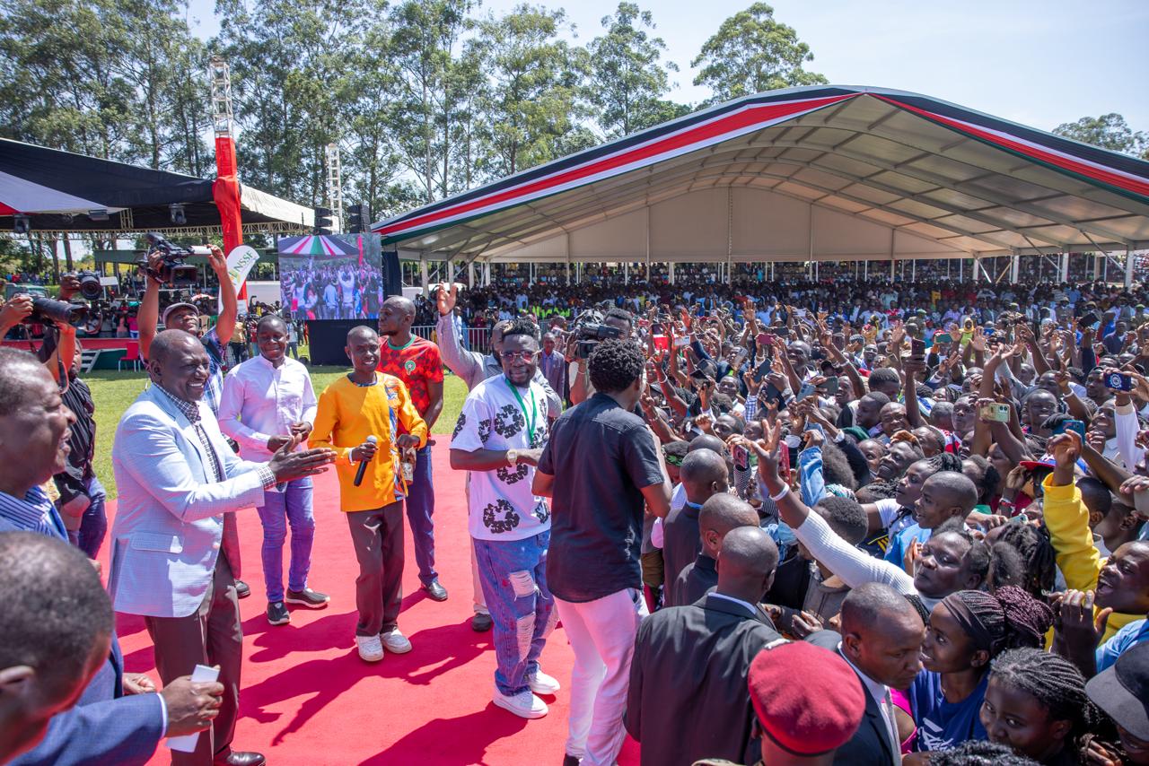 ]PHOTOS] Huge turnout as Ruto launches Nyota programme