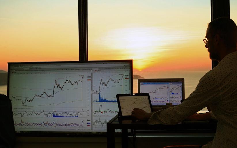 Ten critical features every reliable forex broker should offer