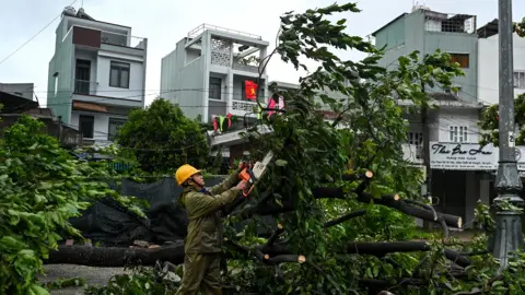 Typhoon barrels towards Cambodia after killing at least 193 in Philippines and Vietnam