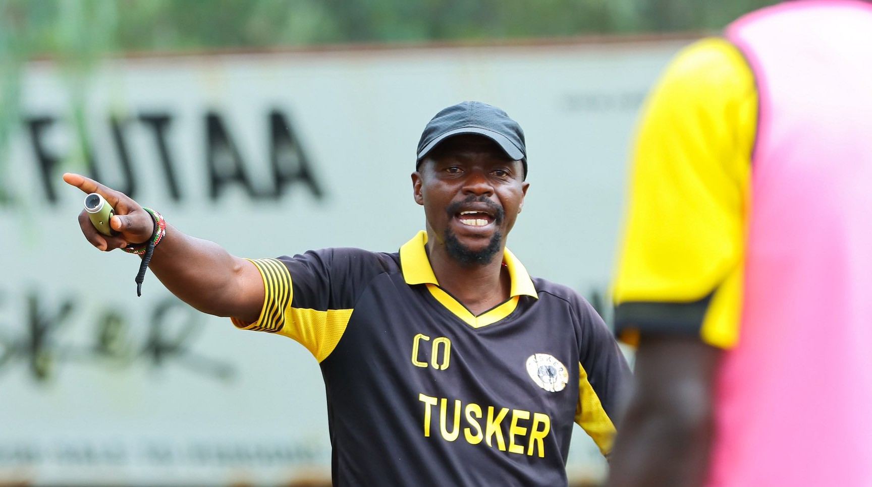 Gambar terkait Gor Mahia, Tusker battle in 100th Premier League clash at Kasarani (dari Bing)