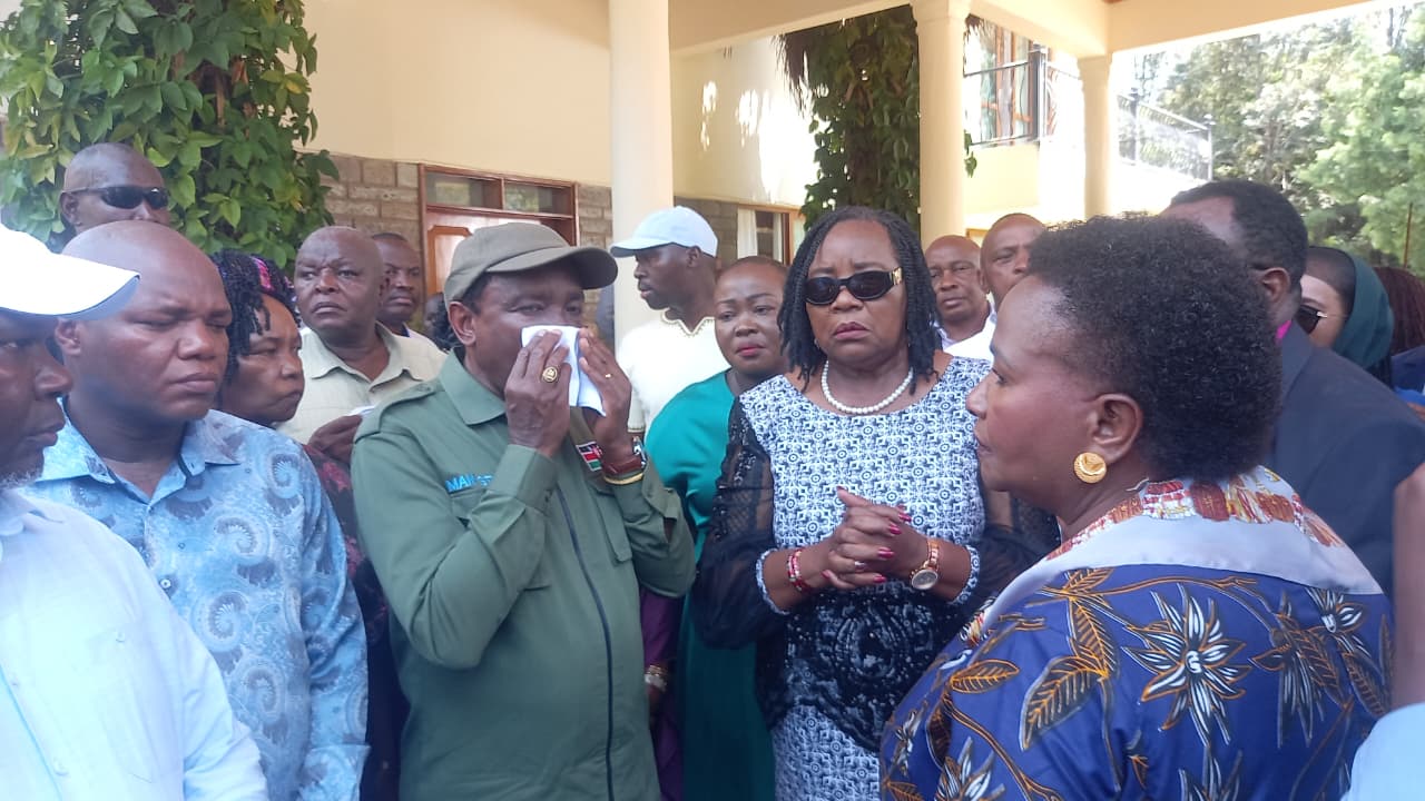 Pilgrimage to Bondo: Mourners flock to Raila’s grave