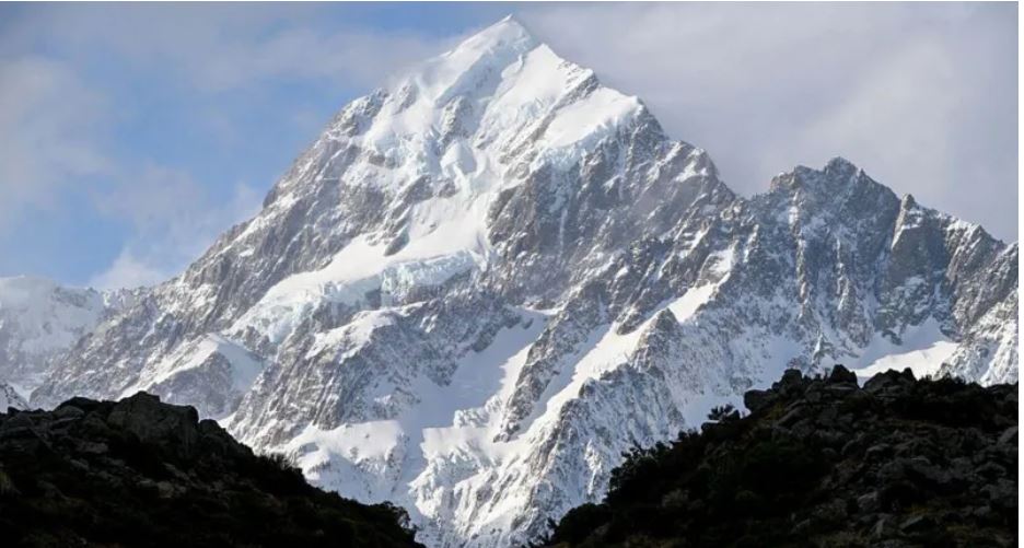 Two climbers die after fall on New Zealand's highest peak