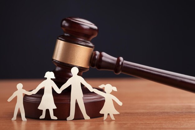 Court orders equal parental duty in child upkeep