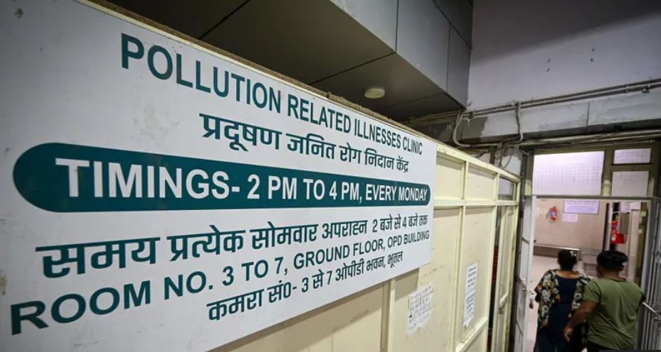 Delhi records 200,000 acute respiratory illness cases amid toxic air