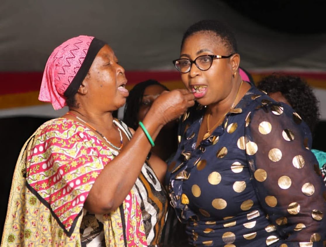 Joho condoles with Jumwa after mother’s death