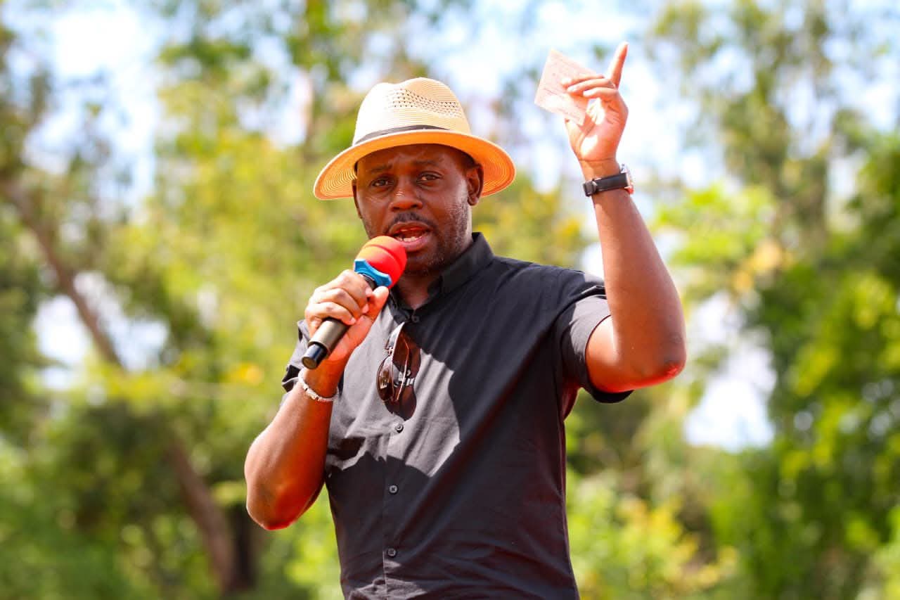 Kajwang urges early negotiations with Ruto ahead of 2027