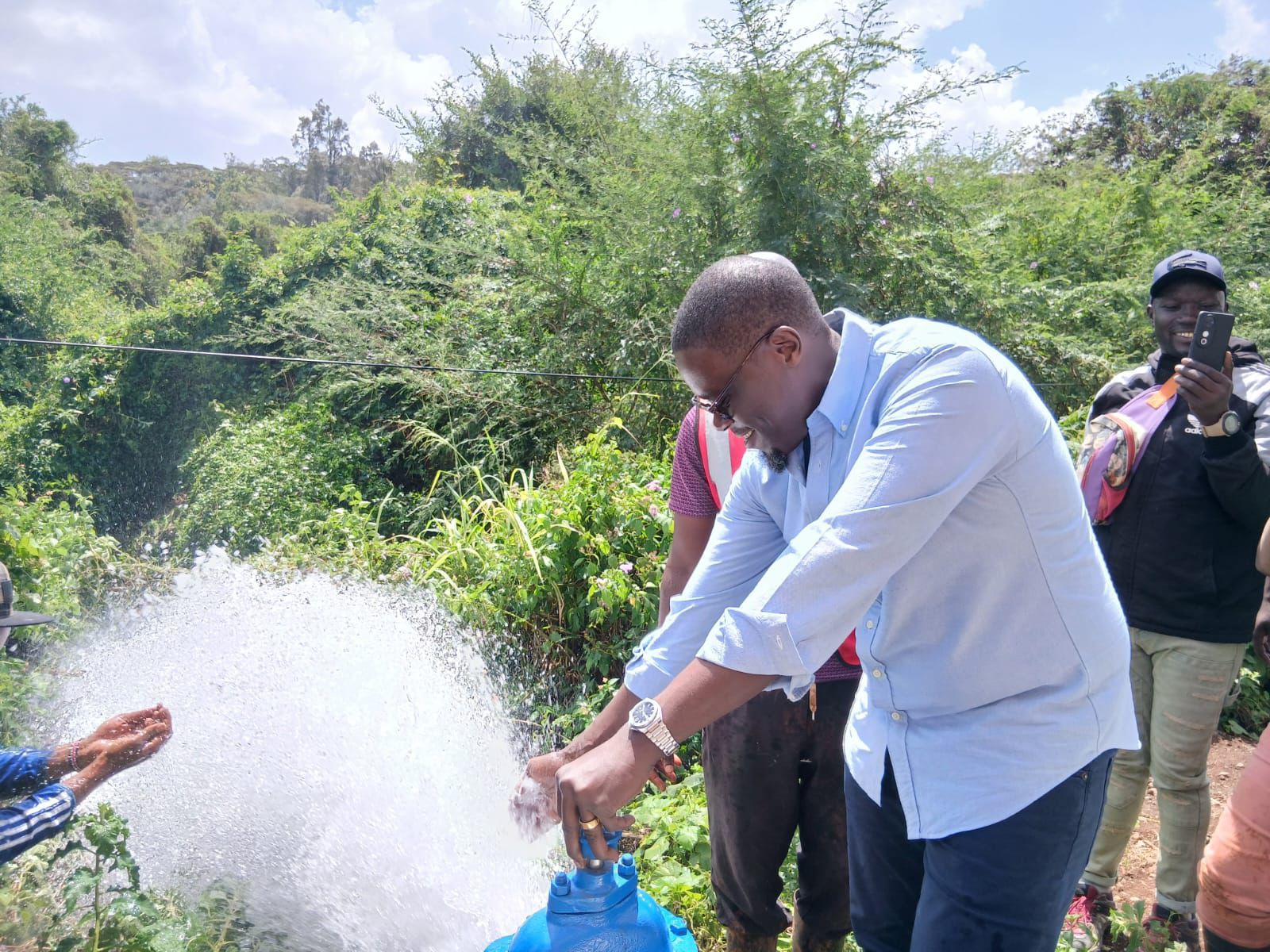 Water returns to Onyonka, Royal Park as Sakaja commissions Lang’ata pipeline