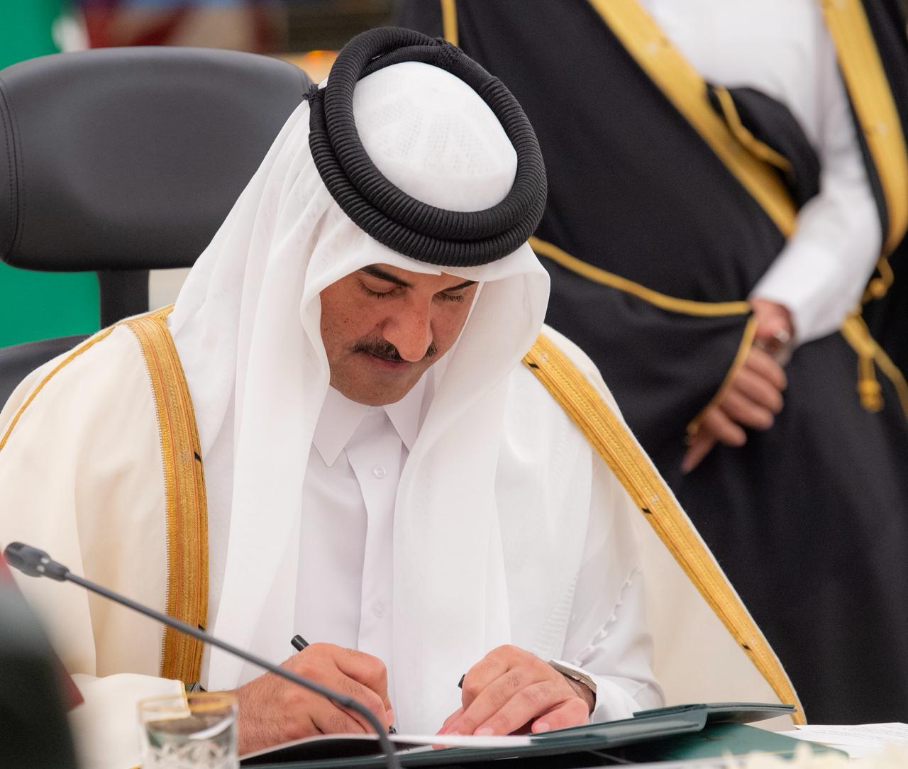 Qatar assures Somalia of support for its territorial integrity