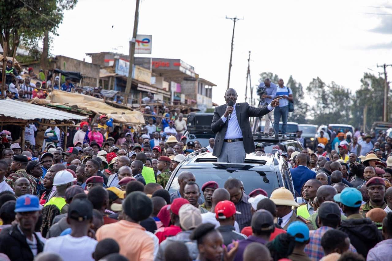 Ruto to leaders: Shun politics, focus on service