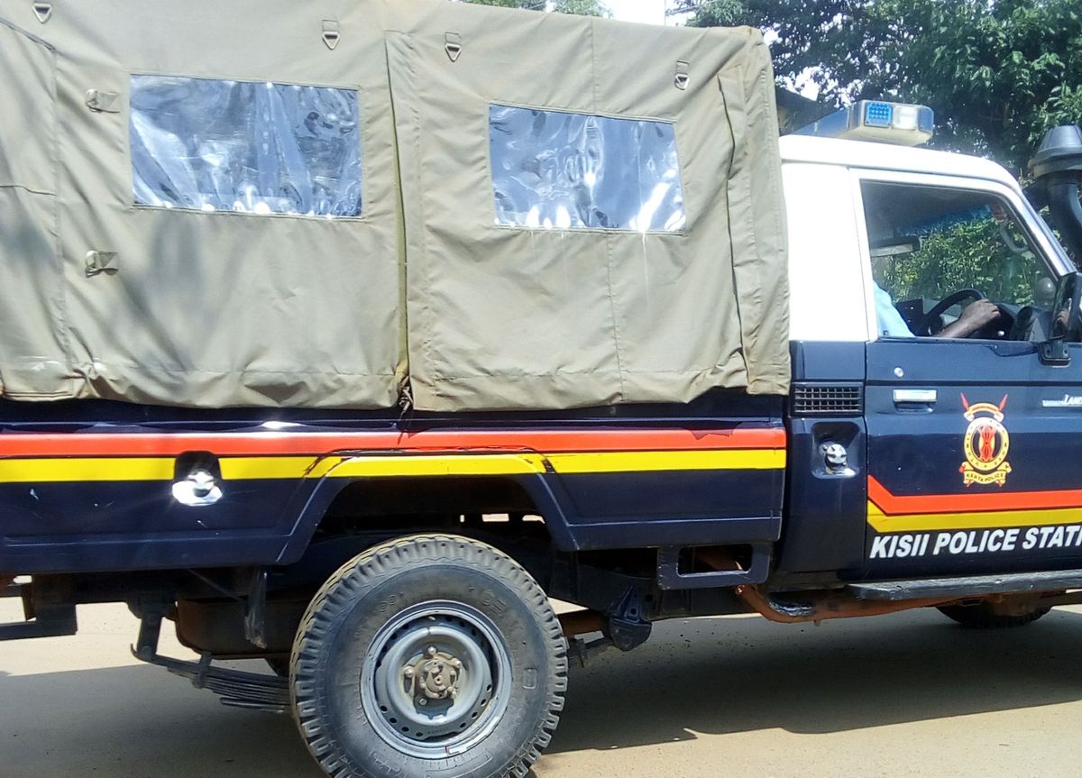 Cop collapses, dies outside his house in Kisii