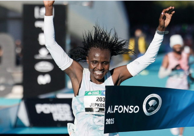 Jepkosgei soars to a World lead in Valencia