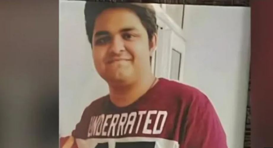 Man drowns in open pit after begging for help for hours