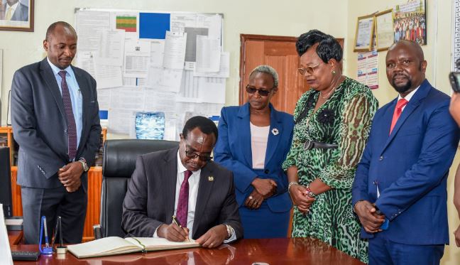 State extends Grade 10 placement review deadline