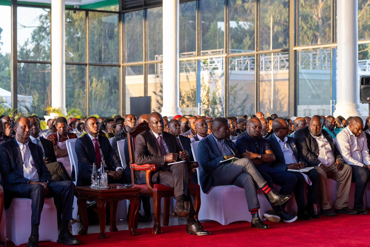 [PHOTOS] Ruto meets Nairobi county market leaders at State House