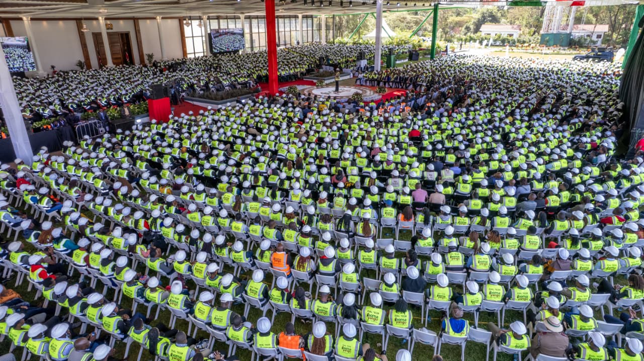 Ruto: 5,500 interns to join 240 firms under housing programme