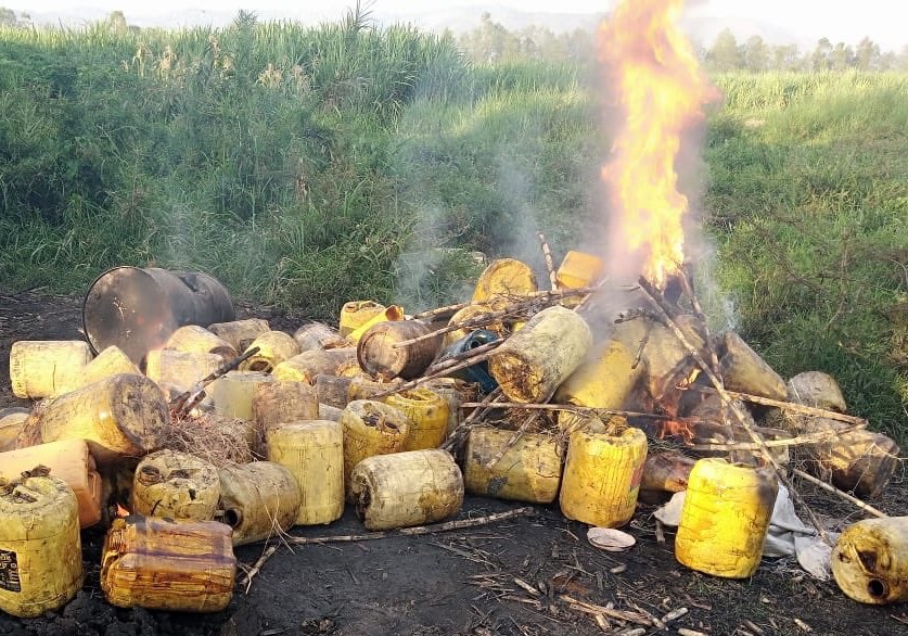 Over 1,200 litres of kangara, chang’aa destroyed in Muhoroni