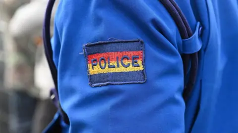 Report backs local push on police checks