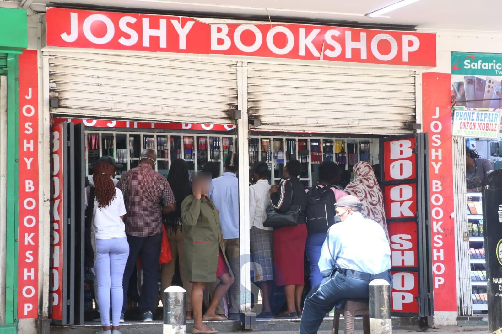 PHOTOS: Parents flock bookshops as schools reopen for term one