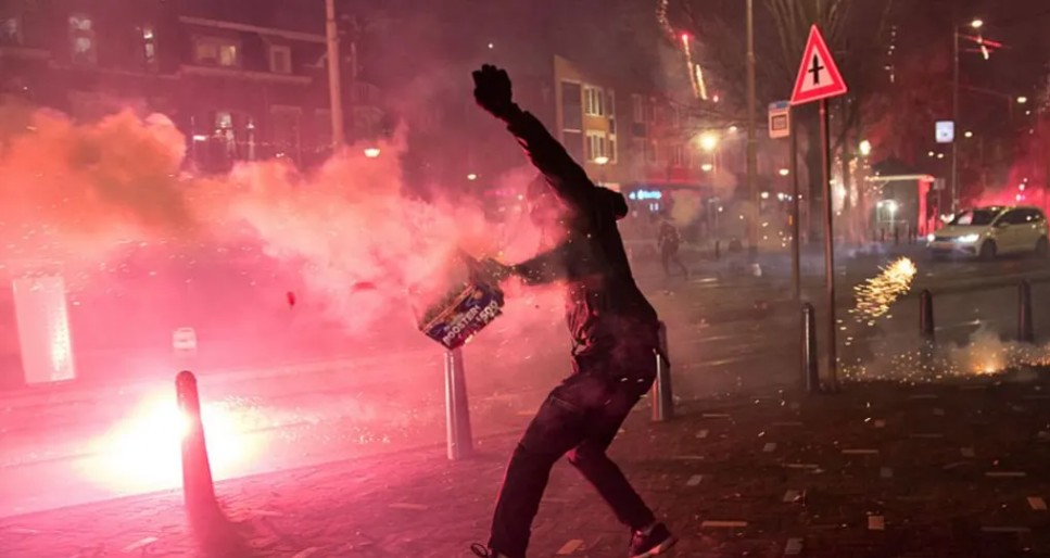 Netherlands police face 'unprecedented' New Year's violence