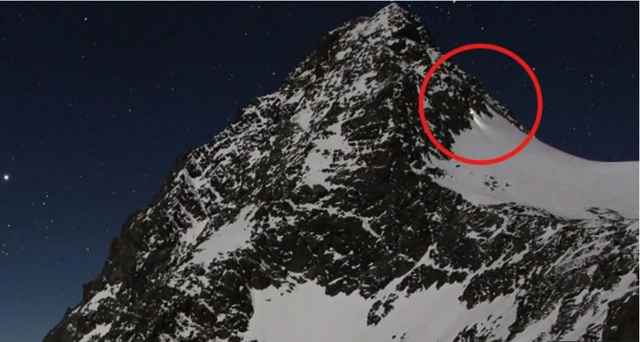 Climber on trial for leaving girlfriend on mountain peak to die