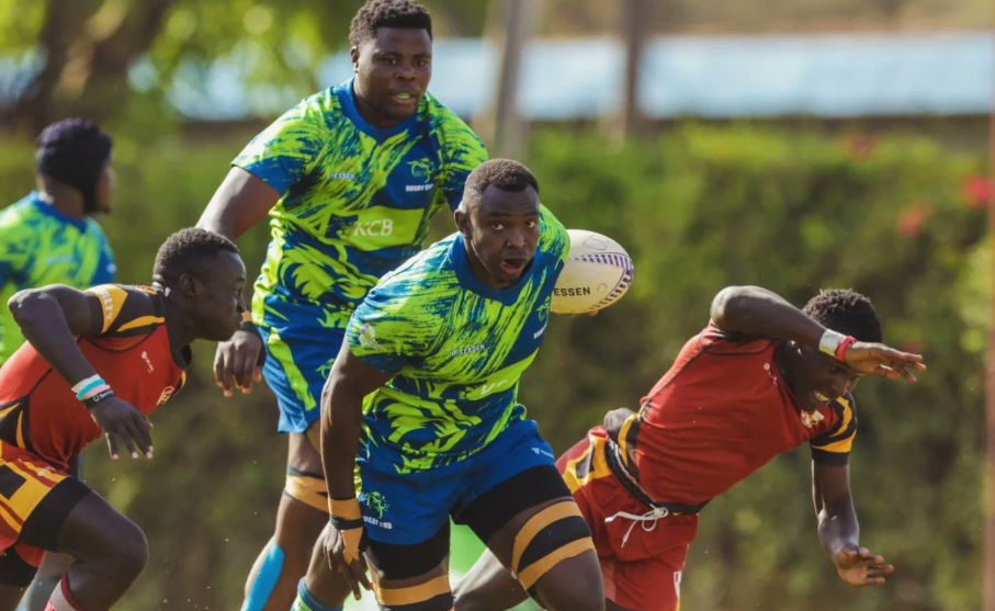 KCB Winstone Macharia breaks away from Blak Blad opponents during a Kenya Cup match in Ruaraka/HANDOUT