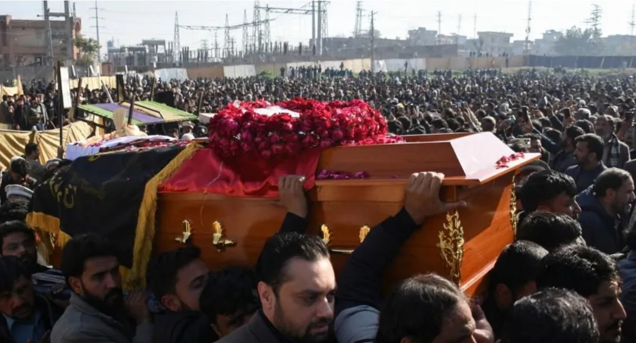 Alleged mastermind among four arrested after Pakistan mosque blast