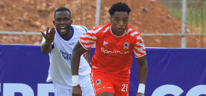 Shabana FC's James Mazembe dribbles away from Bandari's Hassan Abdalla during their Kenyan Premier League match at Gusii stadium/SHABANA