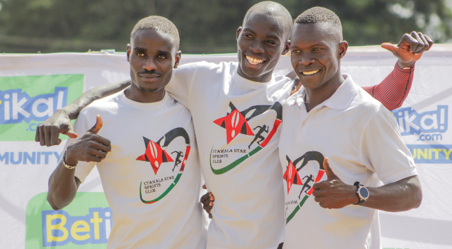 Utawala Sprint Club's Ronald Koech (L), Elkana Sabila and Meshack Babu (R) at the Thika Stadium/ TEDDY MULEI