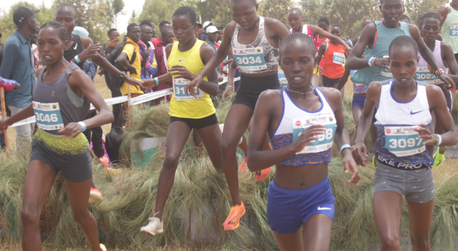 Athletes battle it out in the 6km junior race at Lobo Village/ANGWENYI GICHANA
