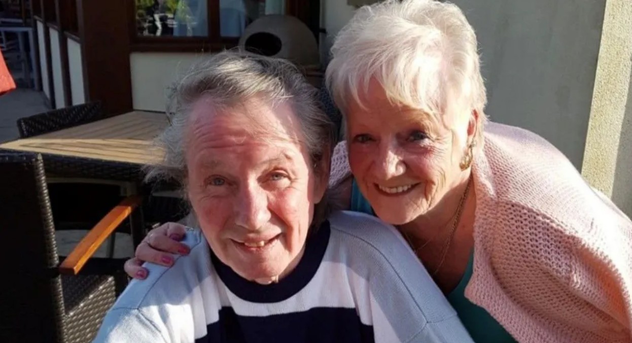 Drug dealers who killed elderly couple in fire jailed