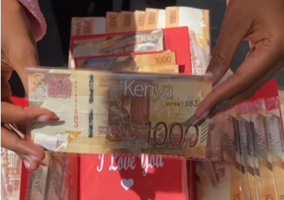 Kenyans redesign money bouquets to beat CBK rules