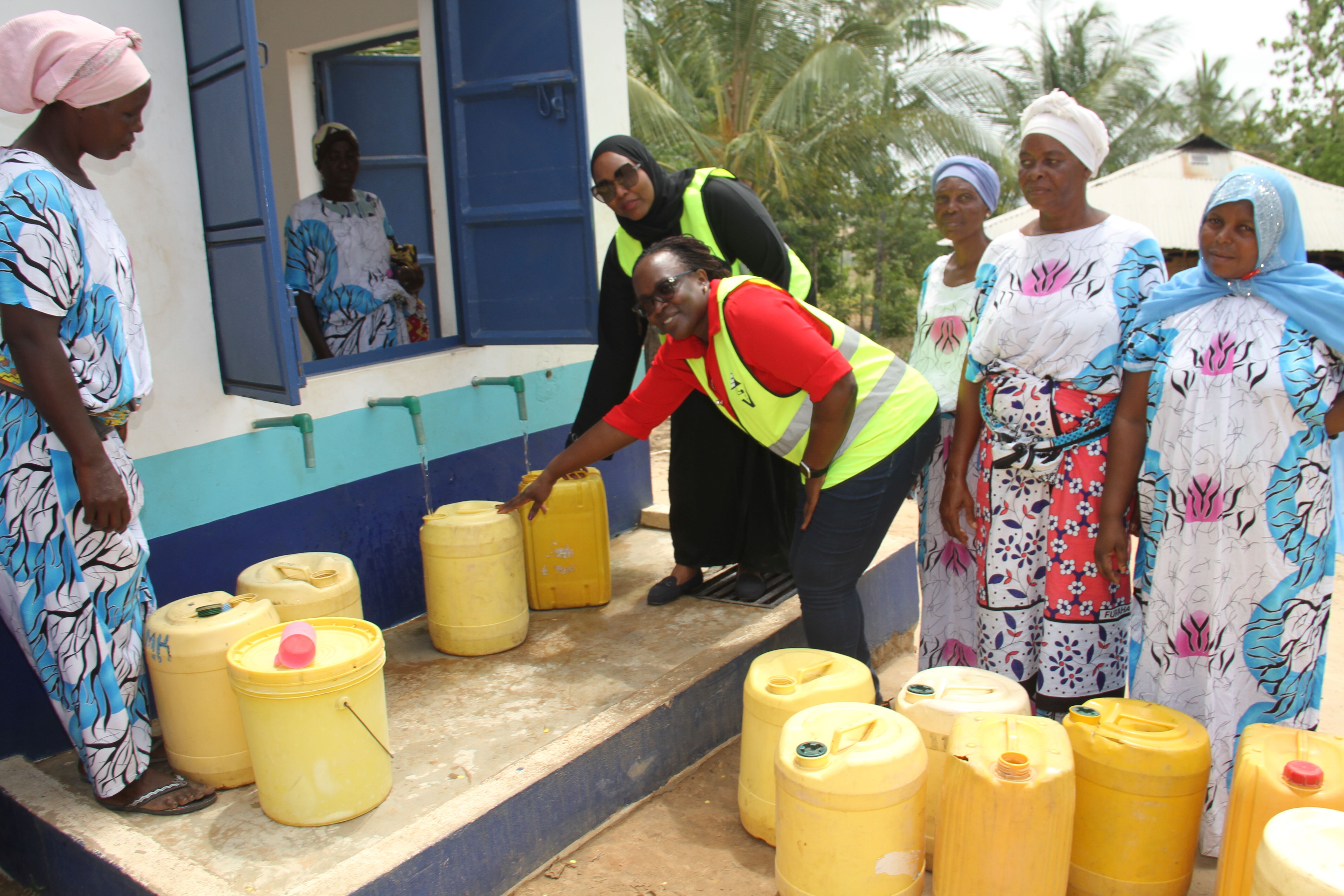 Bwaga Moyo residents celebrate clean water breakthrough