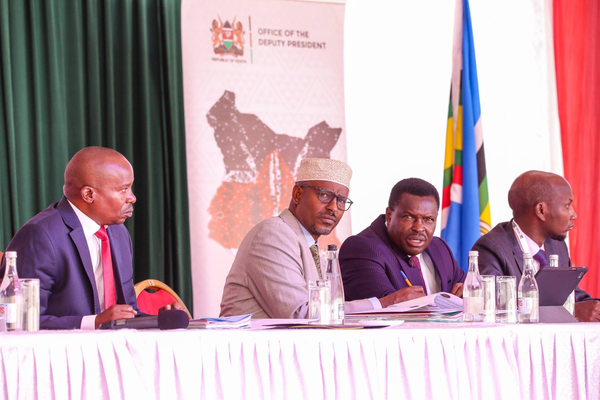 Lobbyists fault governors 'boycott' of Senate