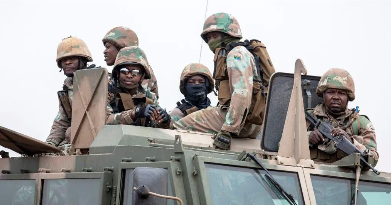 South Africa to deploy troops to tackle crime gangs
