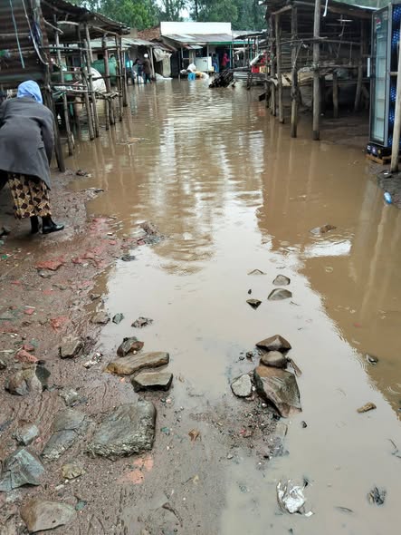 River Migori floods Marindi Market, disrupts trading