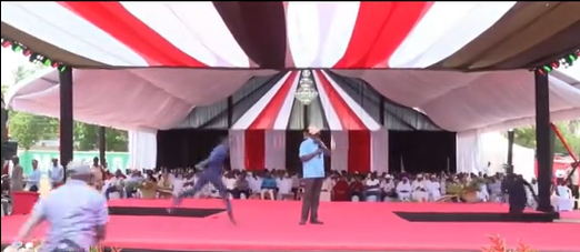 Security breach as man runs to President Ruto at Nyota event