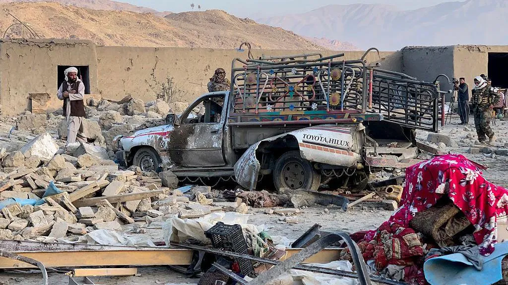 Why are Afghanistan and Pakistan fighting?