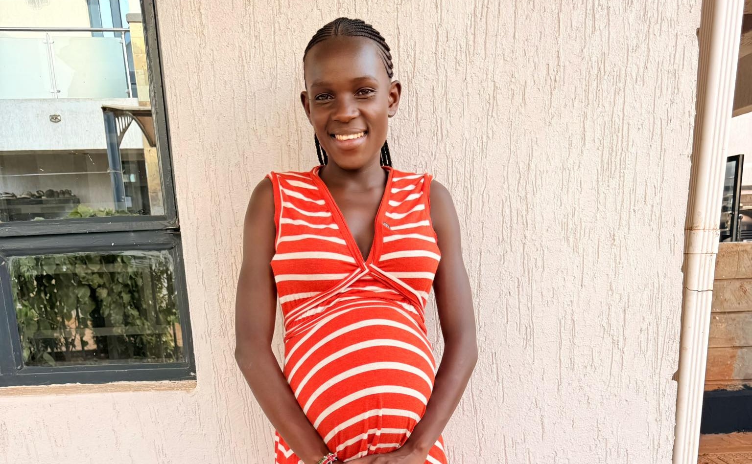 Dem wa FB Celebrates Pregnancy Chest Growth After Years of Mockery