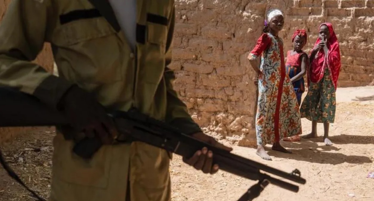Islamist militants accused of killing 34 in raids in Nigeria