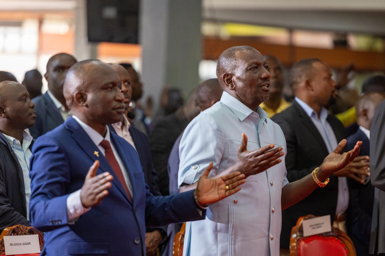 [PHOTOS] Ruto at PEFA Gikomba for service
