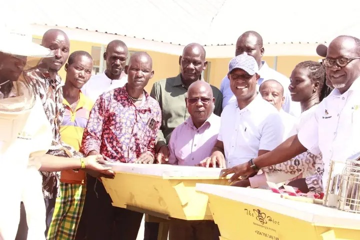 State donates 100 beehives to Turkana farmers