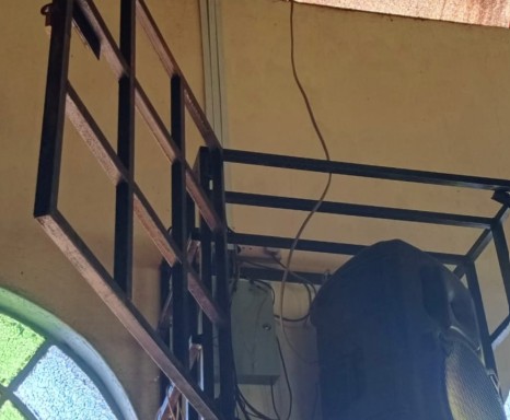 Shock as thief breaks into church naked