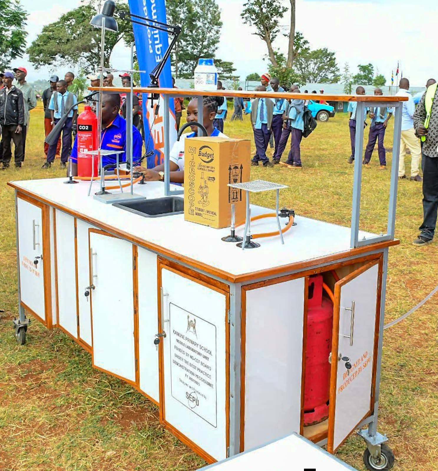 Mathioya primary schools receive mobile laboratories