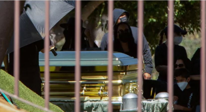 Mexican drug lord 'El Mencho' buried in golden coffin