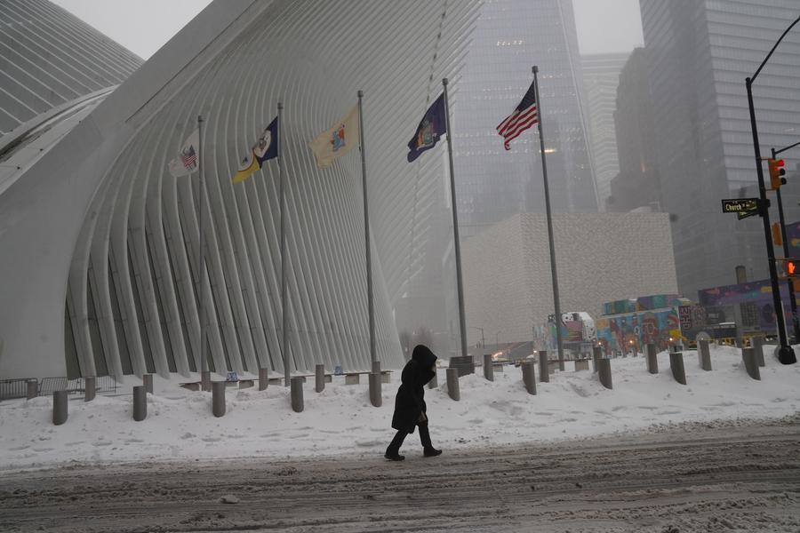 Tornadoes, blizzards: Severe weather batters US